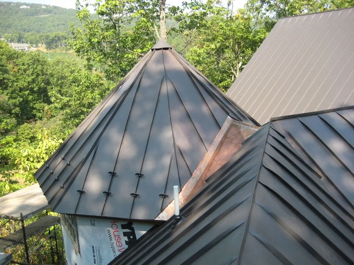 Professional Gutter Cleaning by Craftsman Roofing in Trancas Canyon